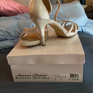Badgley mischka heels